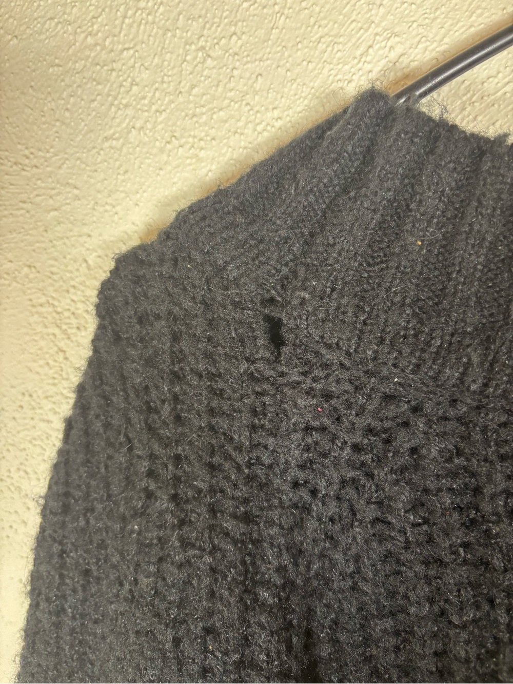 FARM Rio Sweater - Picture 6 of 6